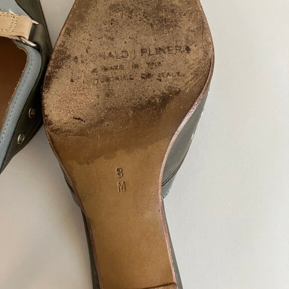 Donald Pliner Leather Shoes - Designer Mules Size 8 - Picture 8 of 8